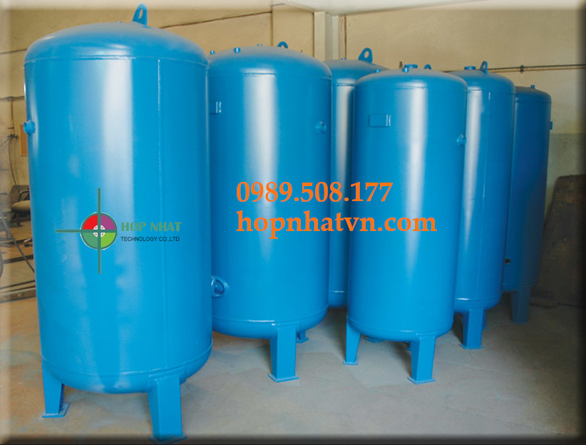 Standing Compressed Air Tank